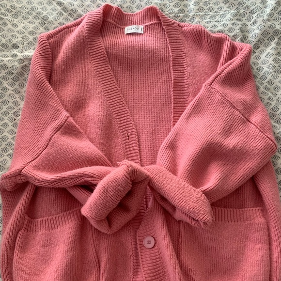 shekou Sweaters - Oversized Bubblegum pink Shekou sweater